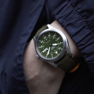 画像2: SEIKO[セイコー] 5 SPORTS [5スポーツ] Field series　SBSA141　メカニカル  メンズモデル　正規品