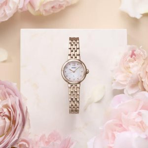 画像6: SEIKO[セイコー]  LUKIA[ルキア] SSWA010　LUKIA Grow（ルキア グロウ）  クオーツ  LUKIA Grow Holiday Season限定    国内限定300本   レディースモデル　正規品