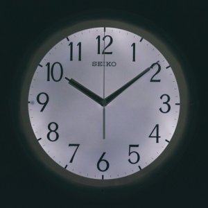 画像2: SEIKO[セイコー]　セイコークロック　KX203B　掛時計 夜でも見える　電波クロック　正規品 (2)