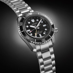 画像2: SEIKO[セイコー]  PROSPEX[プロスペックス]コアショップモデル　SBEJ011　Diver Scuba　1968 メカニカルダイバーズ 現代デザイン GMT　[ キャリバー6R54搭載 ]　 正規品 (2)