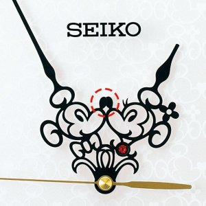画像3: SEIKO[セイコー] セイコークロック FS513W  　大人ディズニー ミッキー＆ミニー　 電波クロック　掛け時計　正規品 (3)