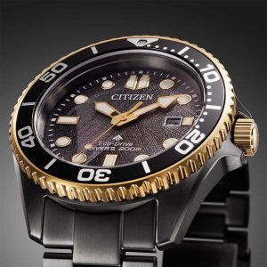 画像5: CITIZEN[シチズン]PROMASTER[プロマスター]  BN0264-53E　LIGHT in BLACK Eco-Drive 50th Anniversary Edition  メタルバンド  メンズ　 正規品 (5)